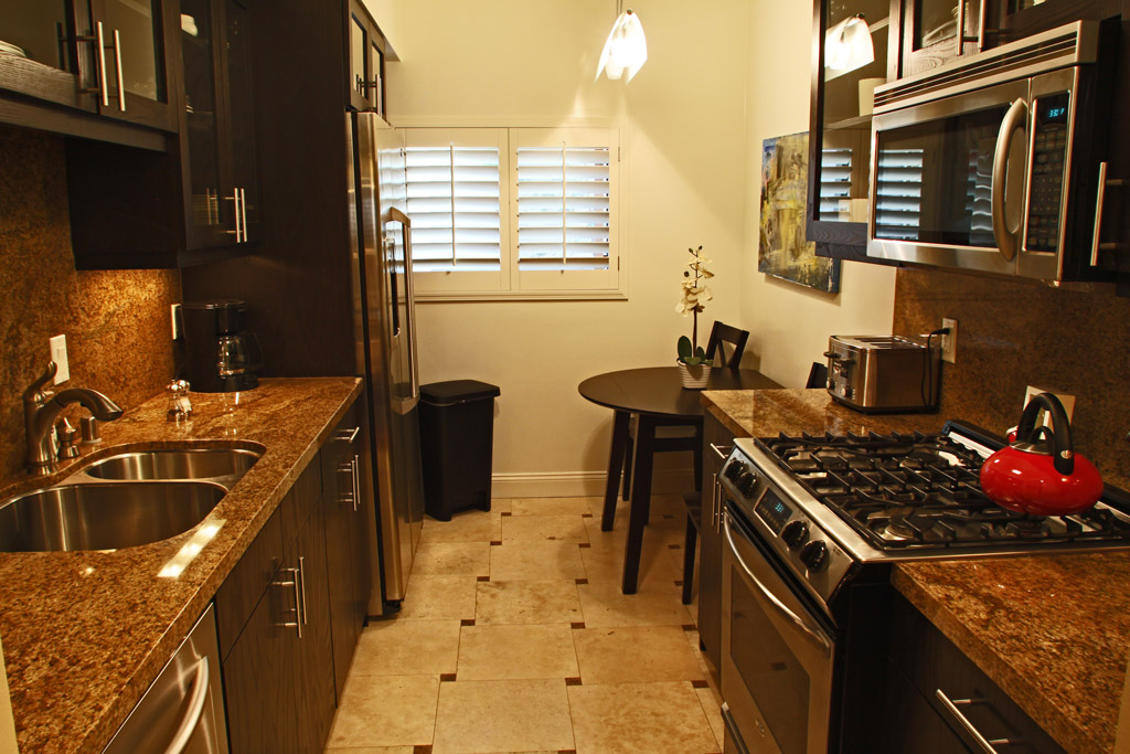 432b2cc6-1b89-11e9-8126-0242ac110003-kitchen1