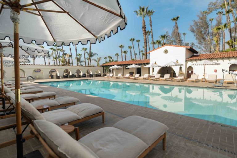 Luxury Spa Couples Wellness Retreats